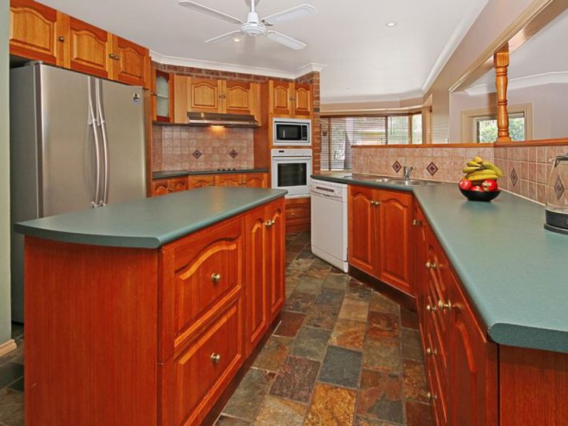 202 Matron Porter Drive, Mollymook