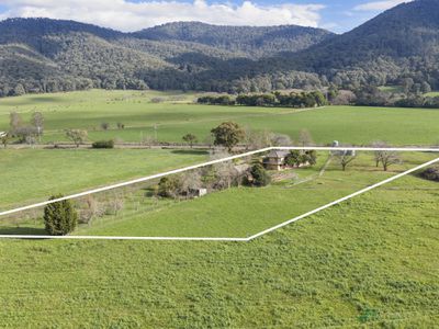 7111 Kiewa Valley Highway, Tawonga