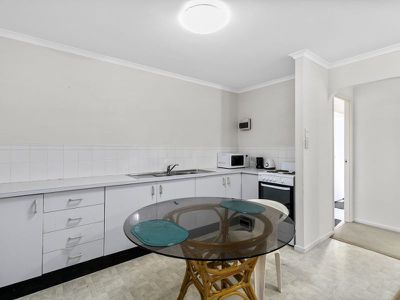 3 / 77 Poinciana Avenue, Tewantin
