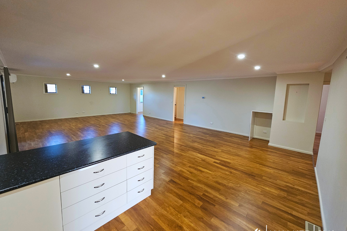 12 Blamey Road, Stanhope