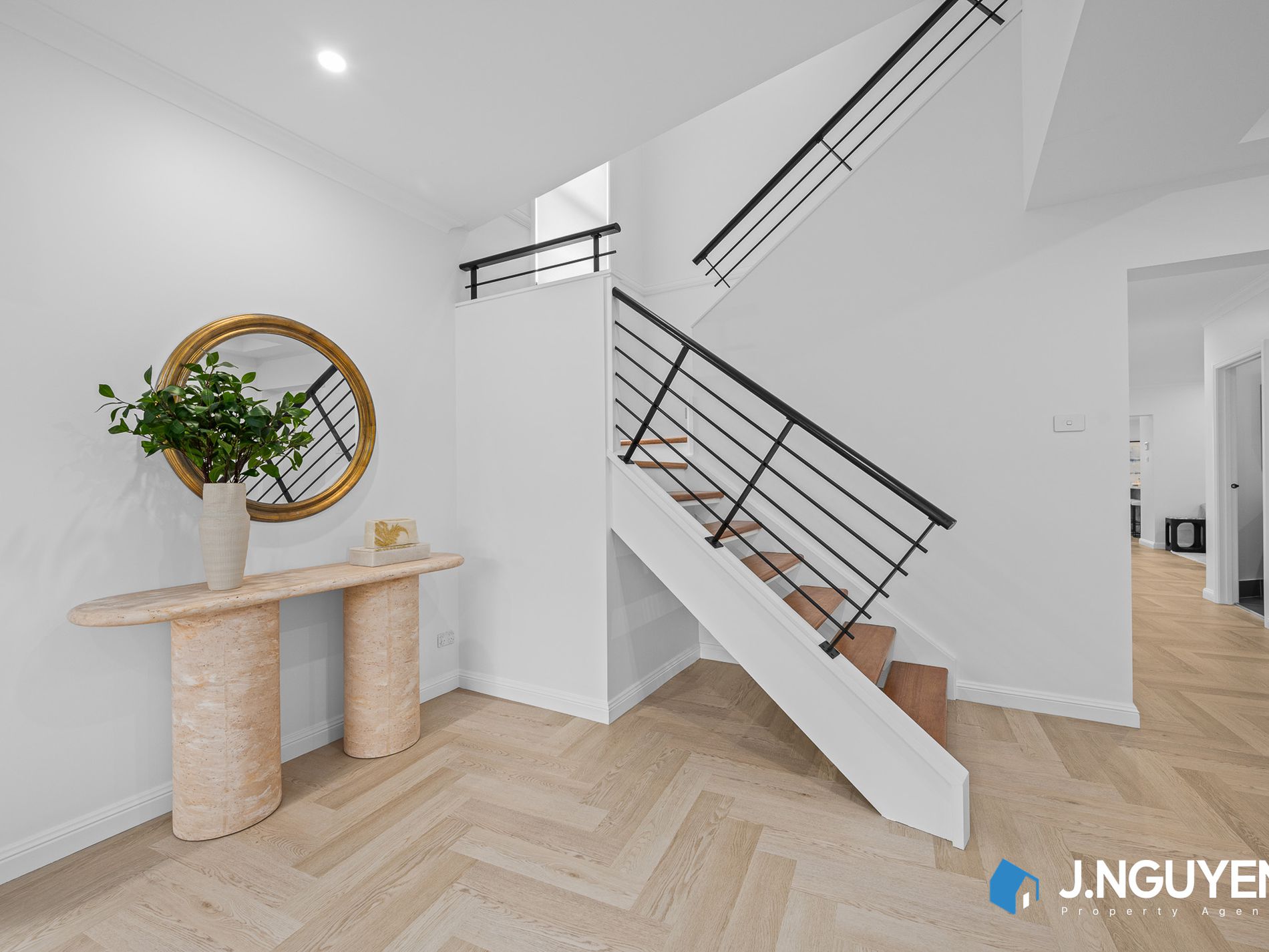 6A Charles Street, Smithfield