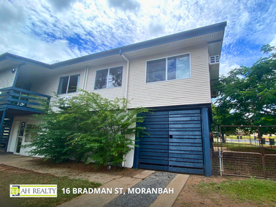 16 Bradman Street, Moranbah