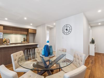 129 / 172 Railway Parade, West Leederville