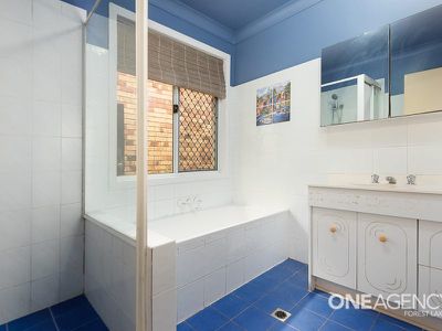 68 Oldbury Pl, Forest Lake