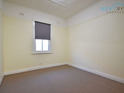 30 Karoola Road, Lambton