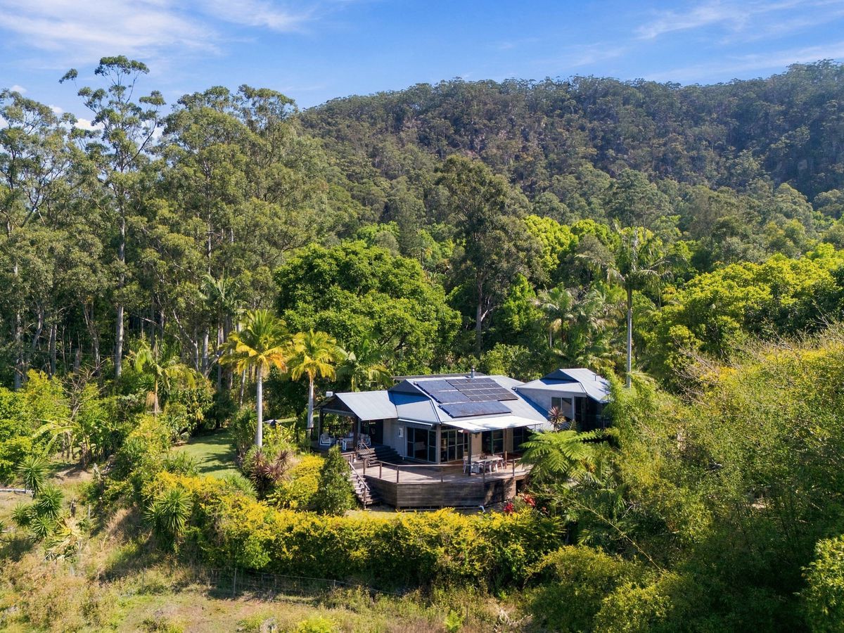 189 Coopers Lane West, Main Arm