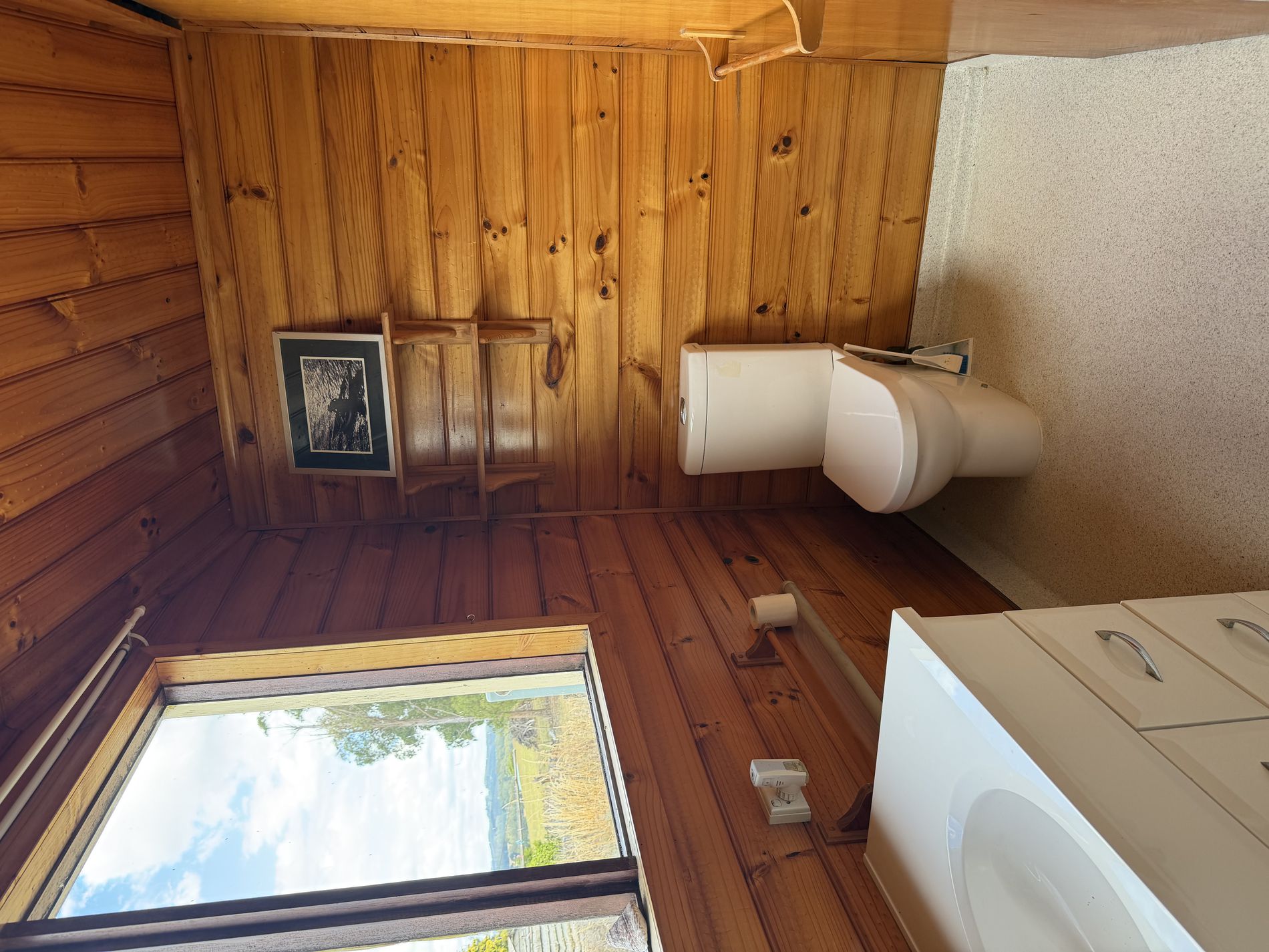 16817 Bass Highway, Flowerdale