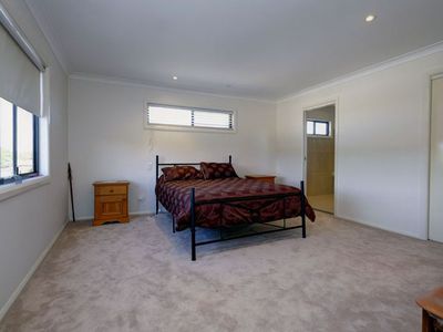 72 Lake Street, Forster