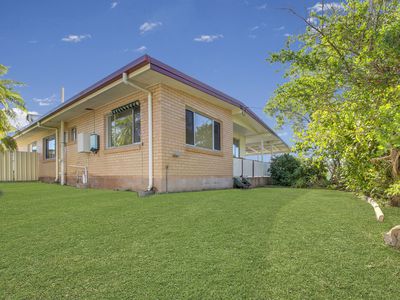 6  Russ Street, Sun Valley