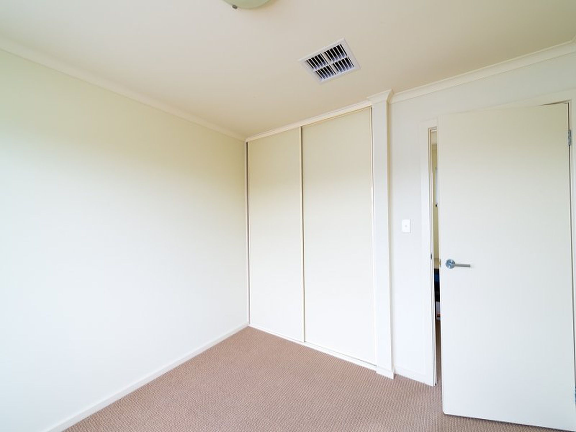 2 / 75 Brooker Terrace, Richmond