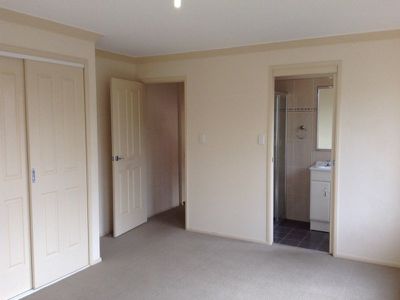 2 / 49 College Avenue, Blackbutt