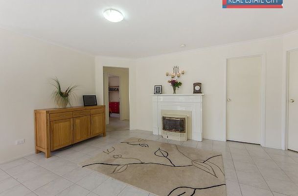42 Reardon Crescent, Roxburgh Park