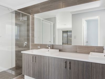 60 Bunker Crescent, Yanchep