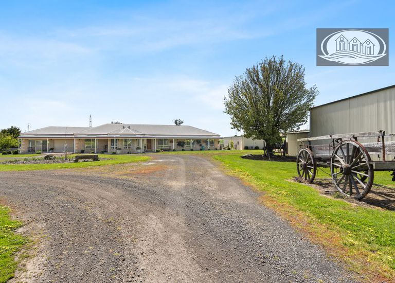 231 Golf Course Road, Heywood