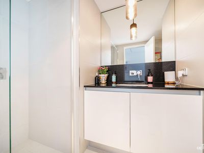 1805 / 96 Bow River Crescent, Burswood