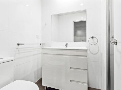 18 / 22 Gladstone Avenue, Wollongong