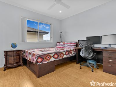 41 Tomah Crescent, The Ponds