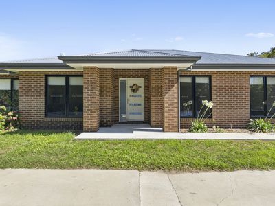 2 / 34 Jones Street, Avenel