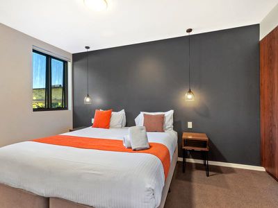 Unit 101 / 94-96 Main St, Montville