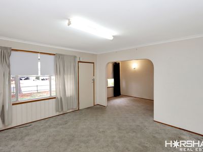 21 Hennessy Street, Horsham