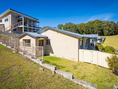55 Warbler Crescent, North Narooma
