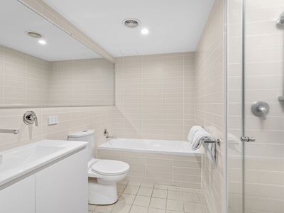 301 / 14-18 Head Street, Forster