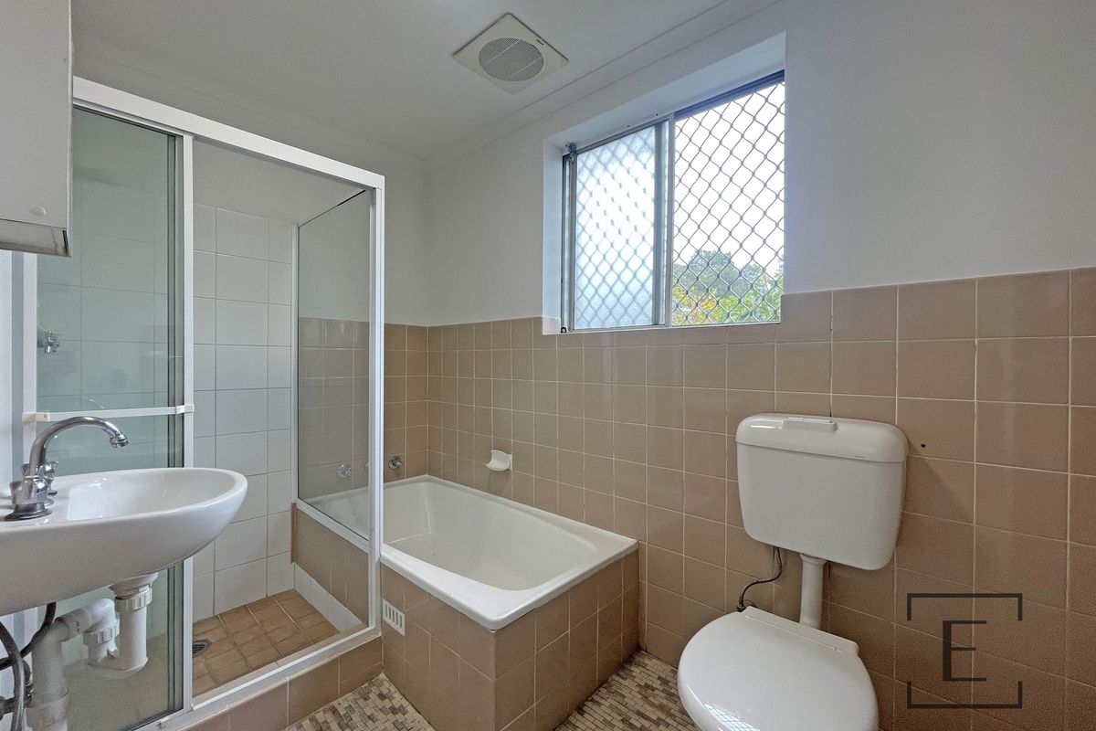 4 / 50 Seventh Avenue, Campsie