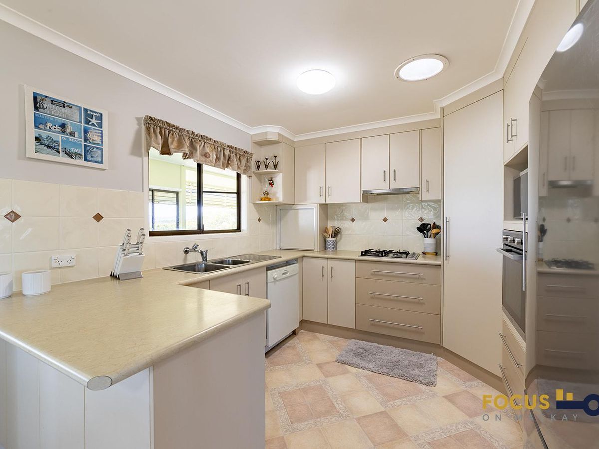 4 Antoney Lane, Sarina Beach