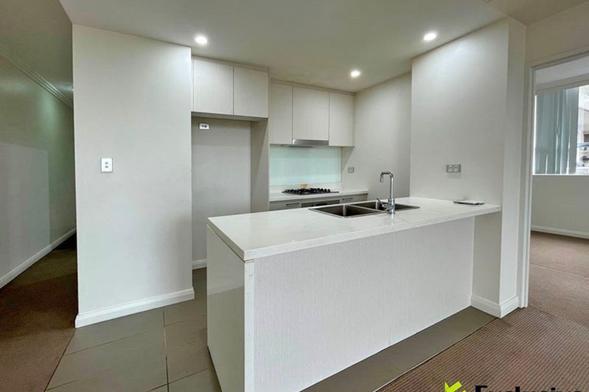 81 Courallie Avenue, Homebush West