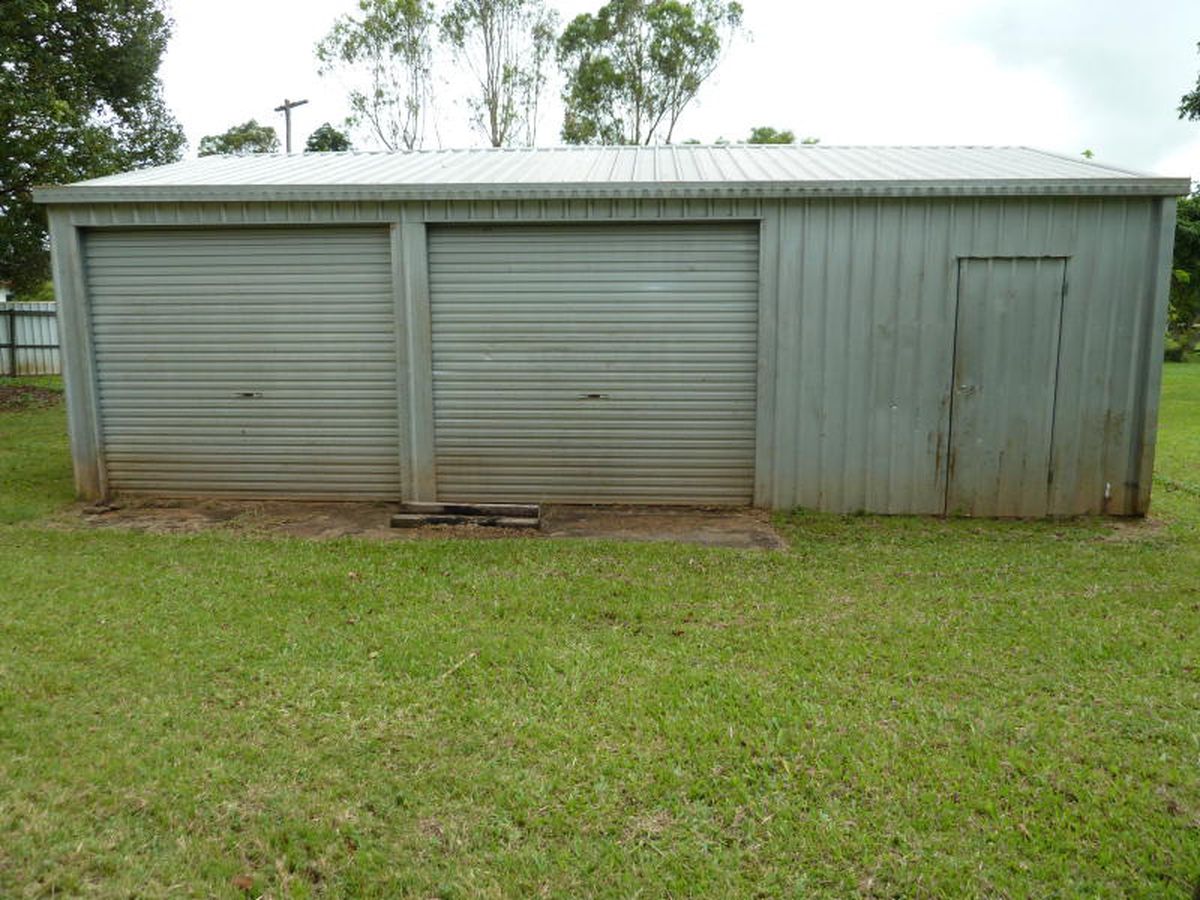1 Gillies Hwy, Yungaburra