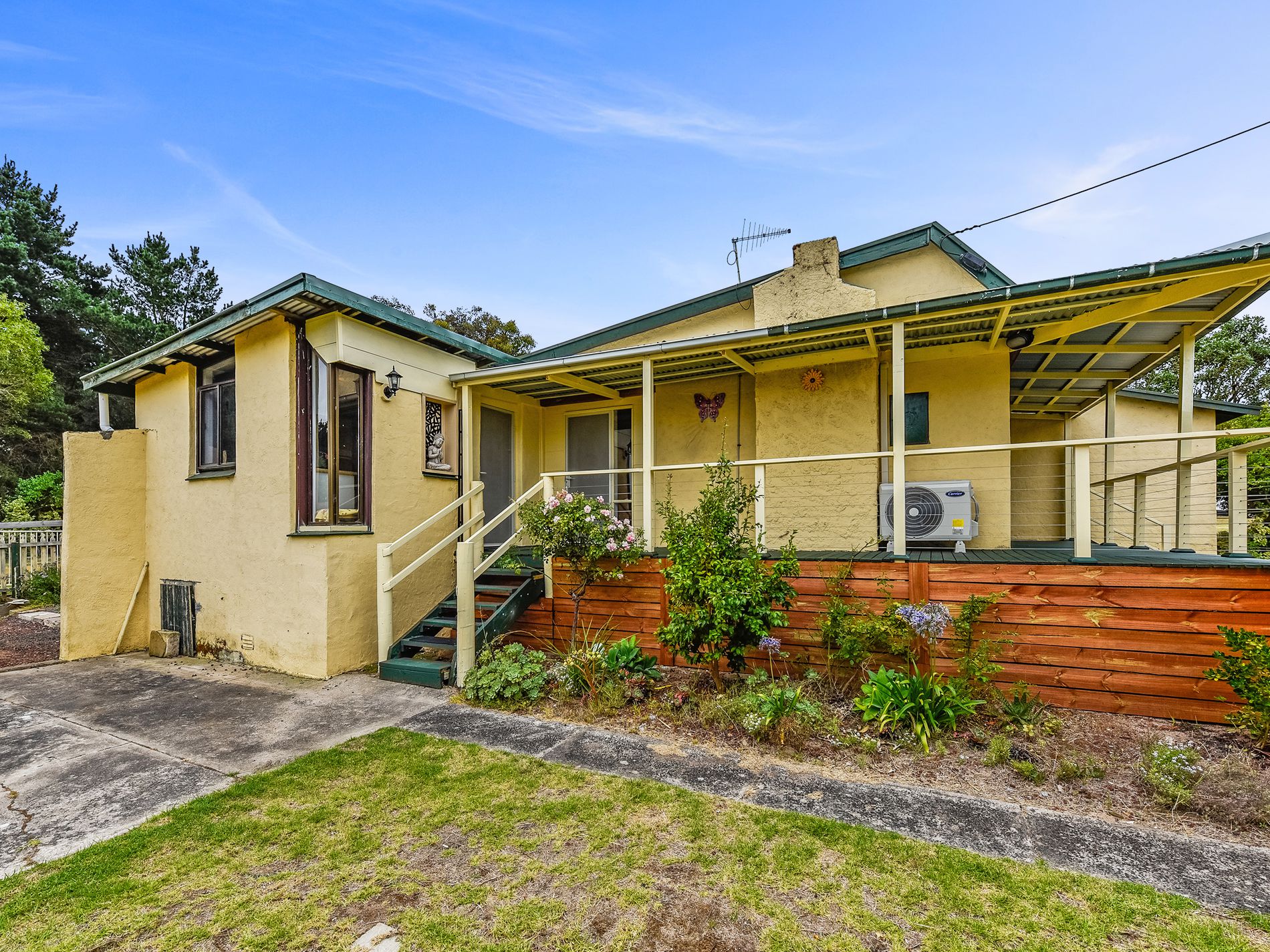 551 MOUNT BURR ROAD, Rocky Camp