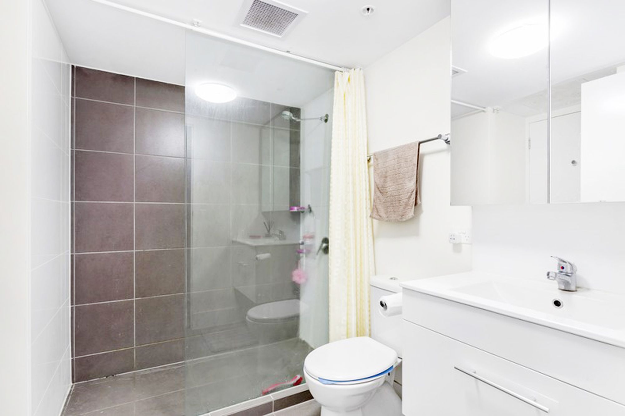 503 / 242 Flinders Street, Adelaide