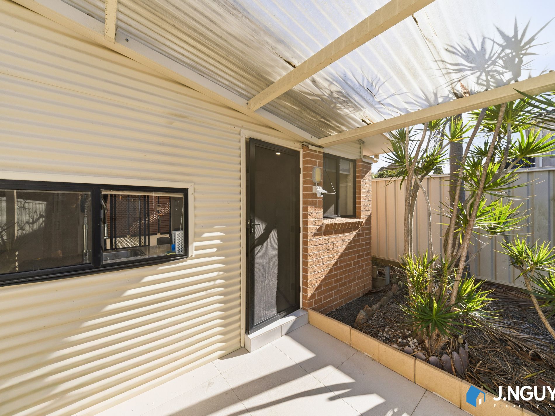 41 & 41a Mimosa Road, Bossley Park