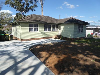 14 Busby Road, Busby