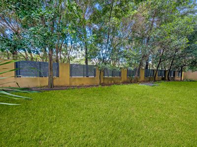 1 / 7 Harrington Avenue, Castle Hill