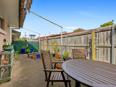 4 / 80 Ewing Road, Woodridge