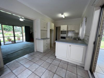 54 Banksia Crescent, Dubbo