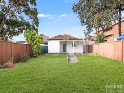 48 Wentworth Avenue, Mascot