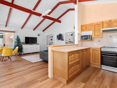 100 River Road, Sussex Inlet