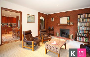 10 Fox Road, Beaconsfield Upper
