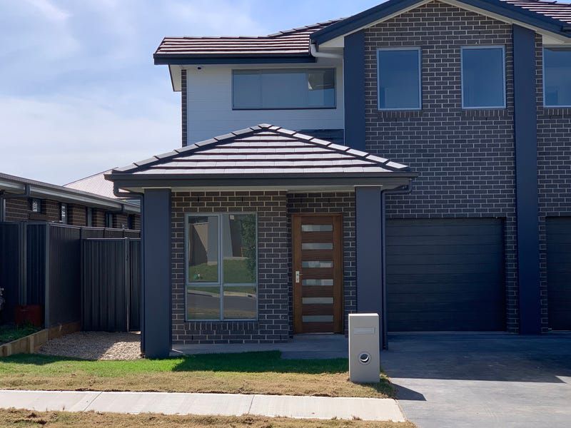 12A Silverton Street, Gregory Hills