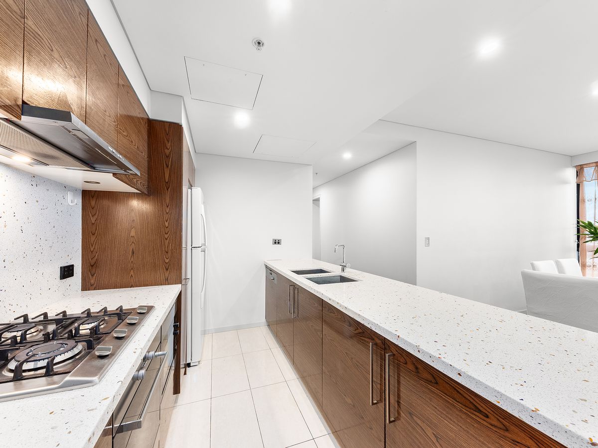 3102 / 718 George Street, Haymarket
