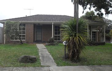 2 Cheviot Avenue, Berwick