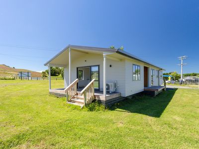 1514 Run Road, Tapora