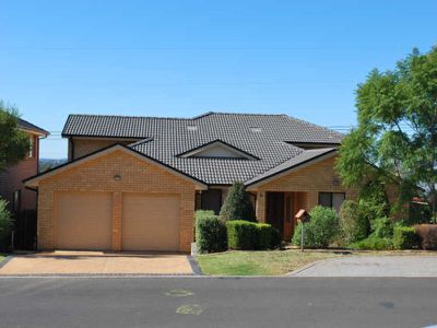6 Mundoonen Crescent, Horsley