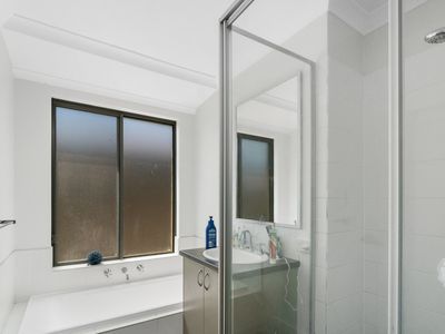 1 Farnese Way, Banksia Grove