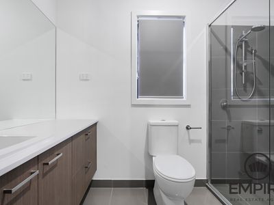 7 Westerfolds St, Clyde North