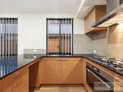 5 Chamaeleon Road, Bennett Springs