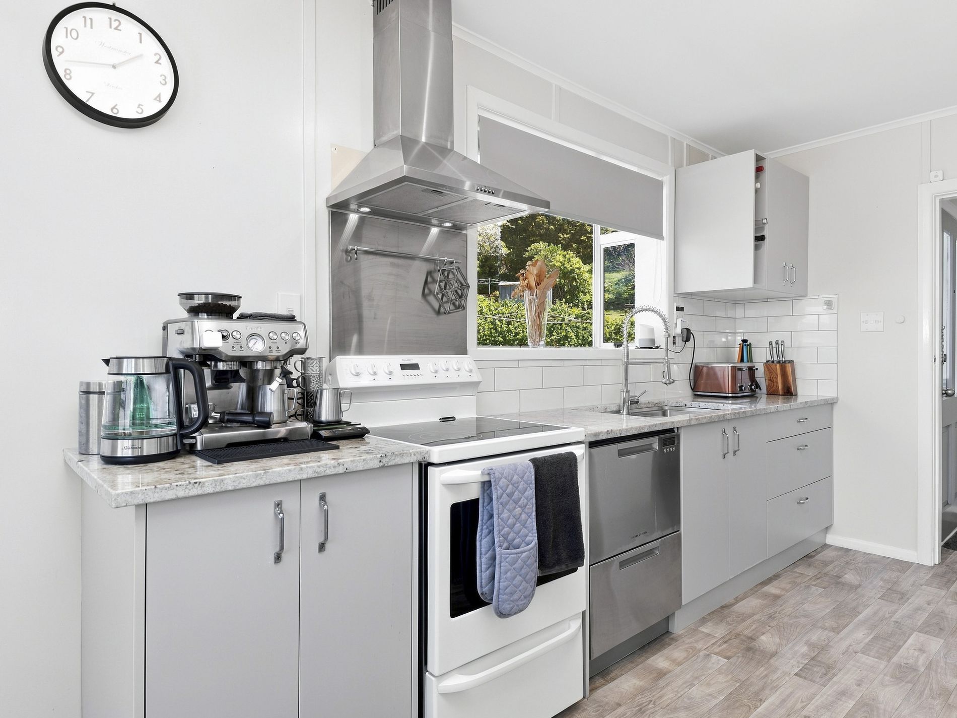 14 Aparangi Crescent, Elsdon