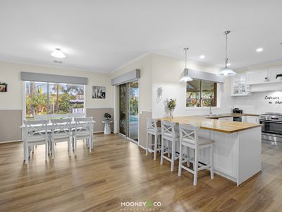 11 Waterville Vista, Cranbourne
